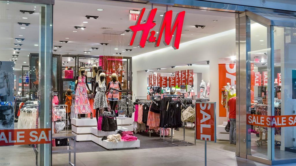 H&M Marketing Strategy & Marketing Mix
