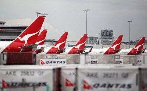 Marketing mix of Qantas Airways - 1