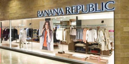 banana republic target market