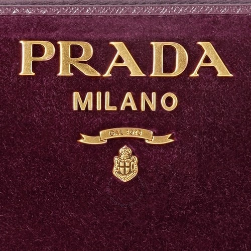 Marketing mix of Prada - 1