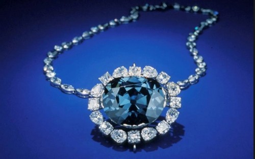 #4 The Hope Diamond