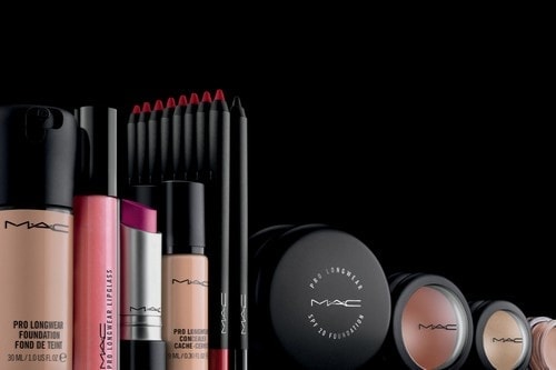 MAC (Makeup Art Cosmetics)