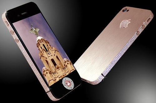 #4. Stuart Hughes iPhone 4 Diamond Rose Edition