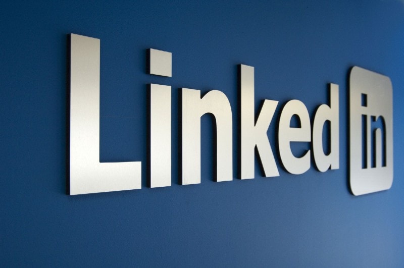 How Exactly Is LinkedIn Able To Make Money?