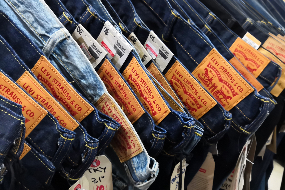 Scheiden twist De Alpen Top 18 Jeans Brands in the world - Best Jeans Brands & Pants Analysed