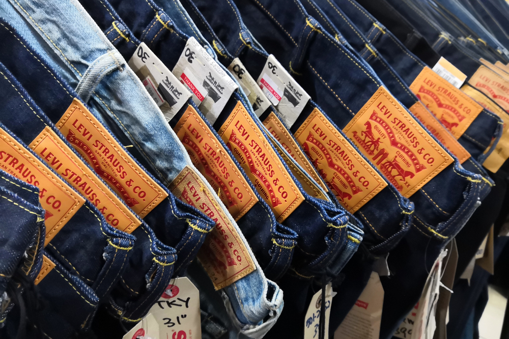 The 6 Best Men's Jeans of 2024 | Reviews by Wirecutter