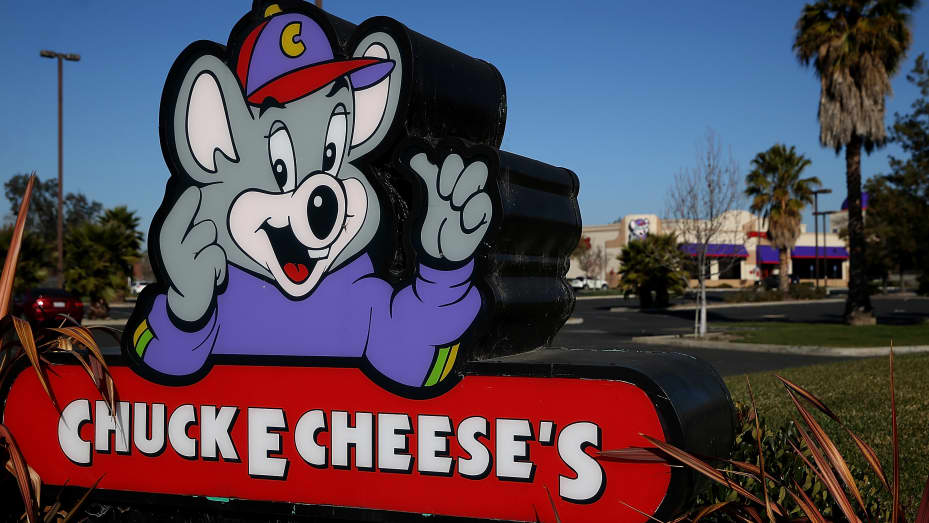 Chuck E. Cheese