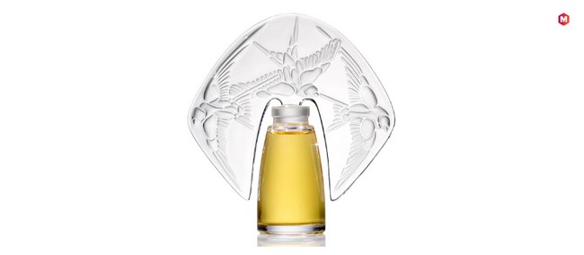 Shalini Parfum Amorem Rose Parfum presented in a Lalique Crystal Flacon