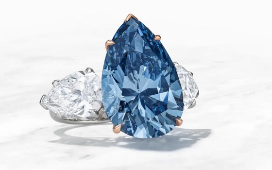 Vivid Blue Diamond